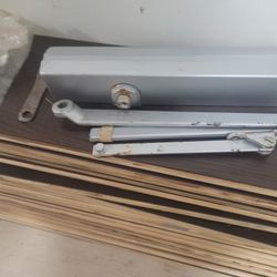 Commercial Grade Hydraulic Door Closer