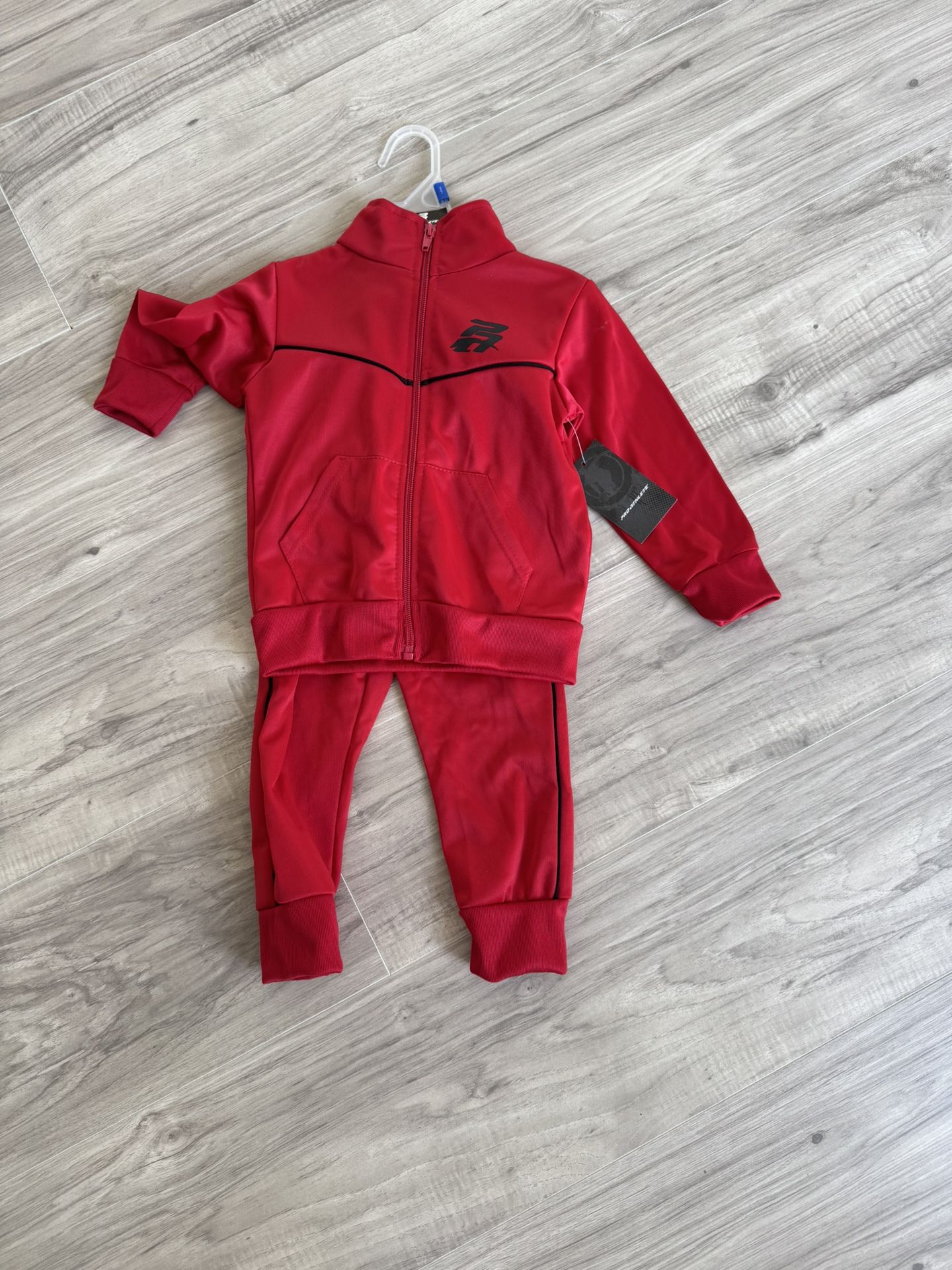 Boys 2t Set red athletic apparel Tech Fleece Full-Zip Hoodie & Joggers Set