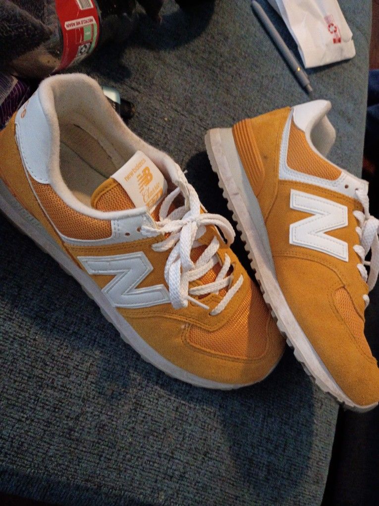 new balance 574 & 700 wave runners 