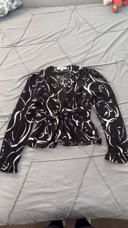 Medium-Black and white blouse