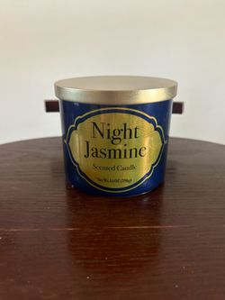 Night Jasmin scented 14 oz Candle