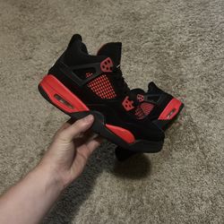 Jordan 4