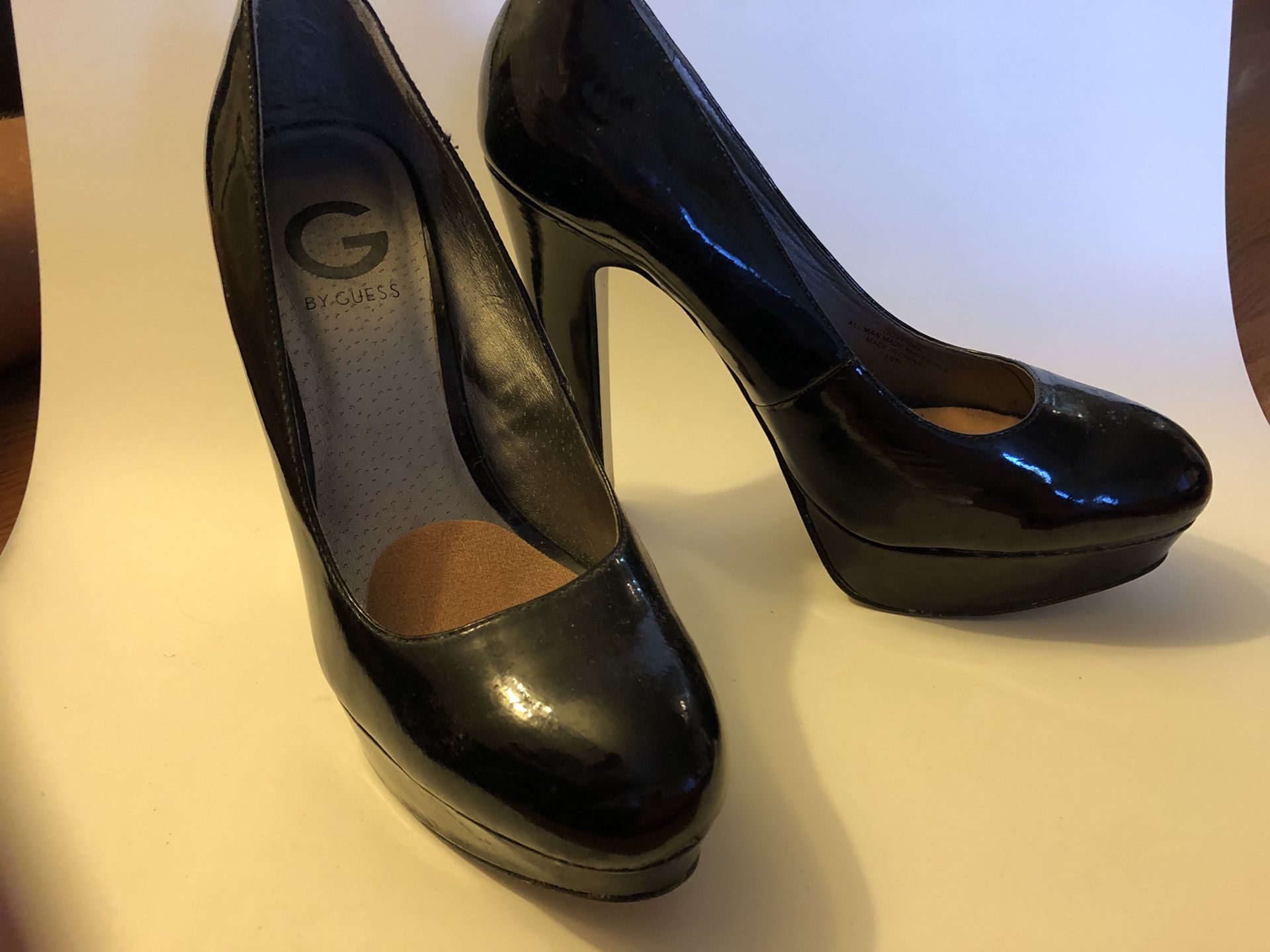 G by Guess - $25 size 7.5M