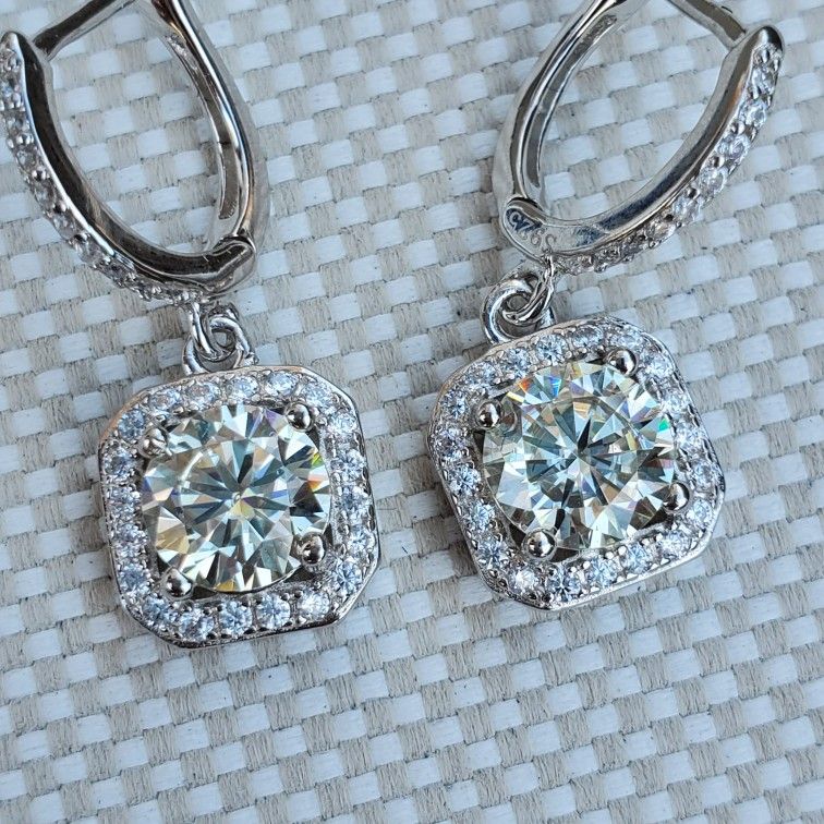 New 2ct (1ct each) Moissanite Drop Earrings 925 Sterling Silver With Certificate.