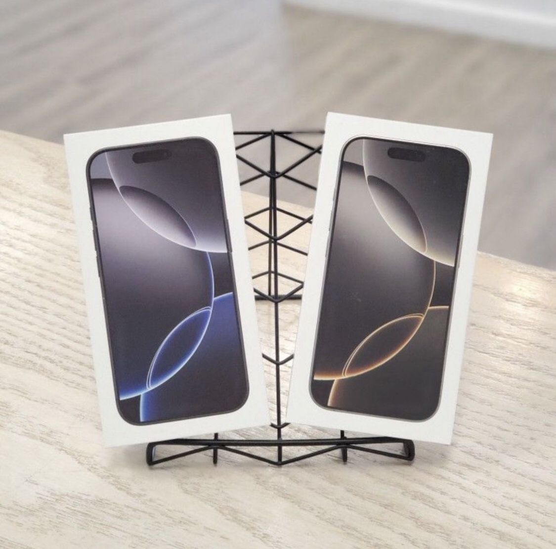 Apple iphone 16 pro 128gb unlocked any carrier 