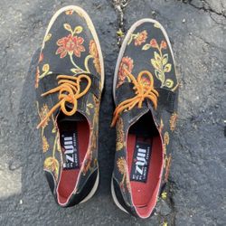 ZUII Floral Embroidered Platform Oxford Women's Lace-Up Shoes Black 8.5