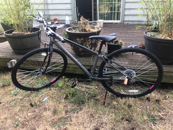 Nishiki Women’s Hybrid Manitoba Bike For Sale (brand new) for Sale in