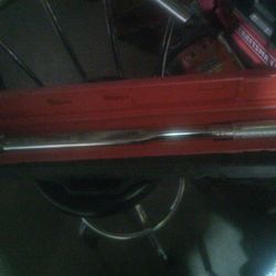 2 Torque Clicking Wrenches ,Storm And Torlock