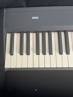 KORG SP200 STAGE PIANO