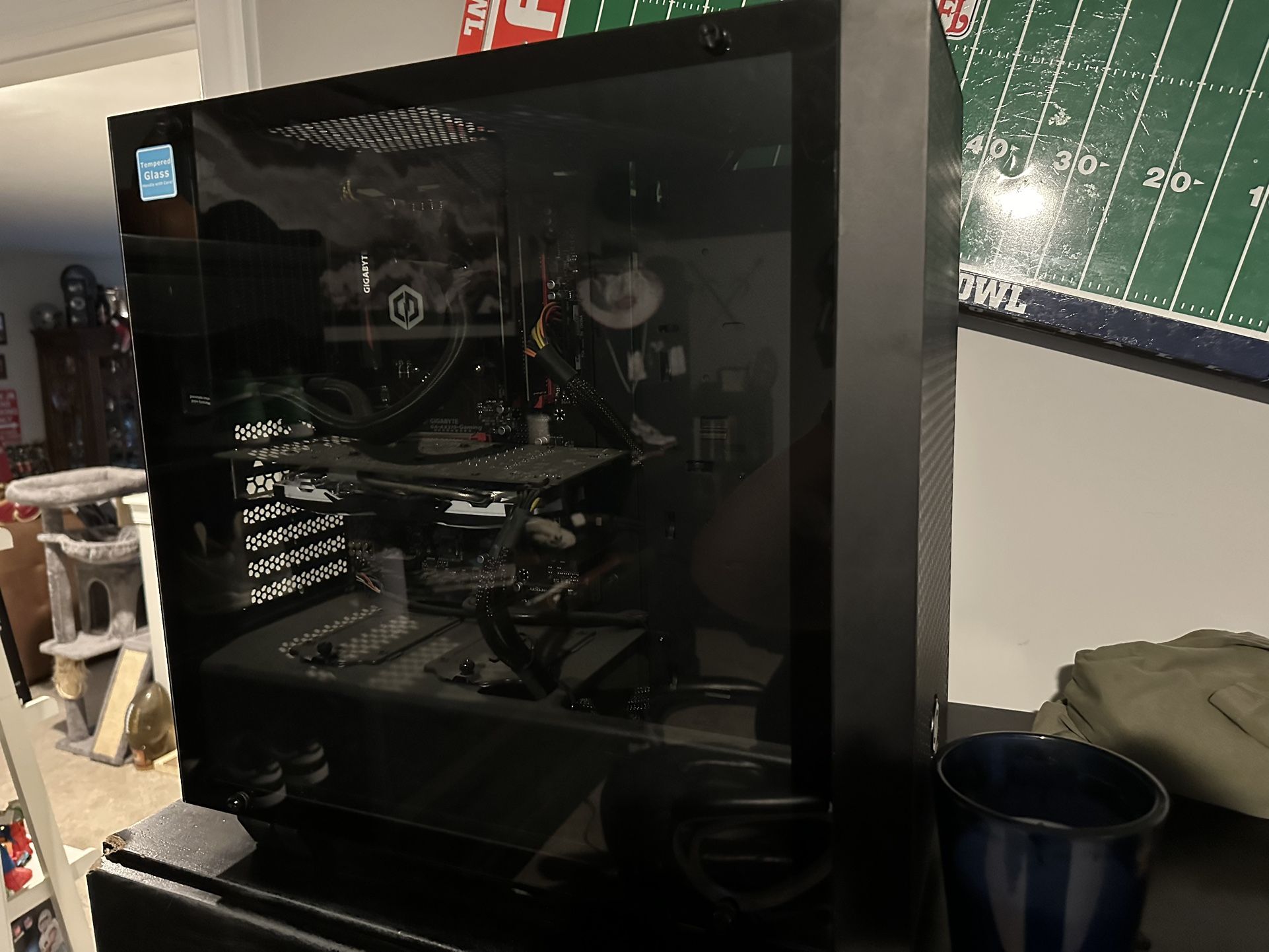 Desktop computer
