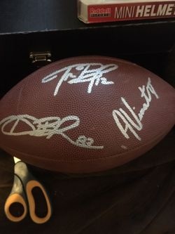 PATS MULTIPLE AUTOGRAPHS "TOM BRADY"