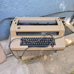IBM Correcting Selectric 3 