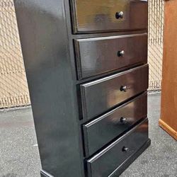 Five Drawers Dresser 