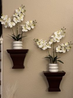 White Flowers In The Pot