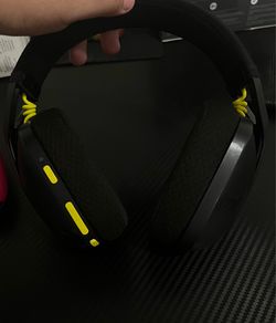 Headset/controller