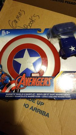 B#3 Avengers Captain America Magnetic Sheild