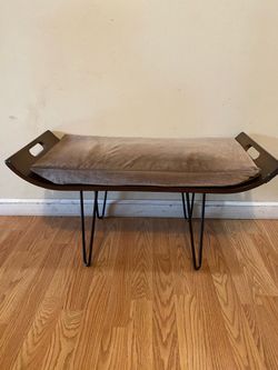 Small Wood Bench/ Read Description And Look At The Pictures