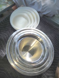 8 PC Mixing BOWLS