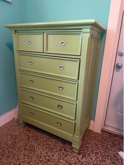 Dresser & Side table/nightstand