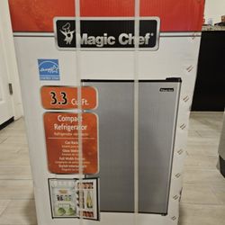 Compact Refrigerator  (3.3 Cu. Ft.) - Magic Chef