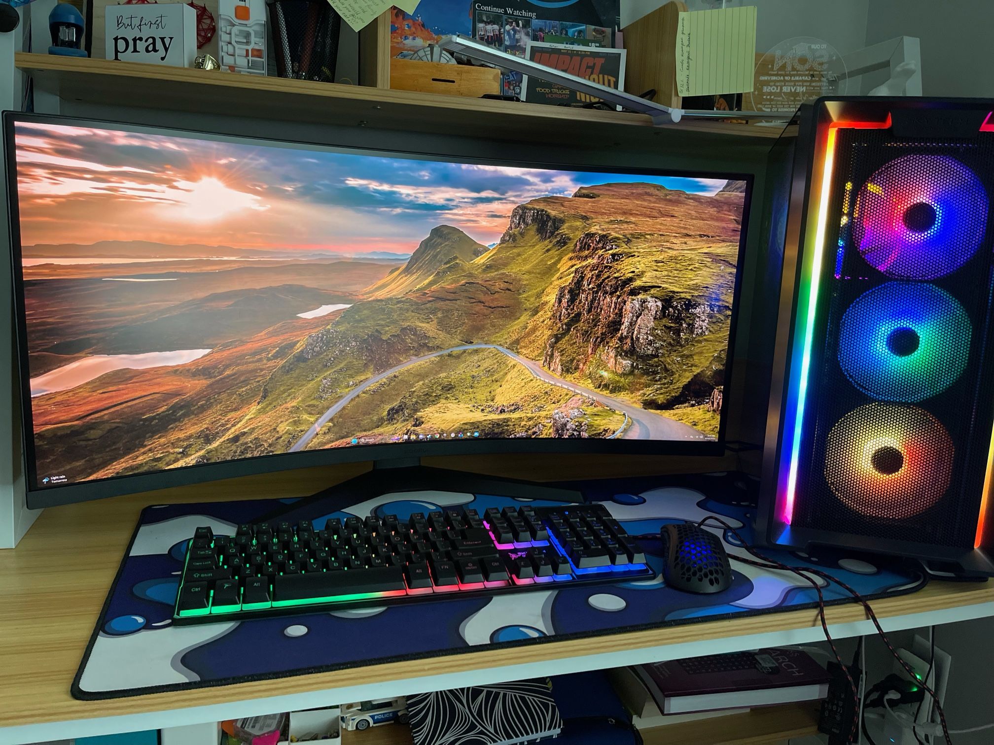 Pc, Monitor, Keyboard And Mouse.