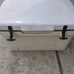 45 quart RTIC no plug