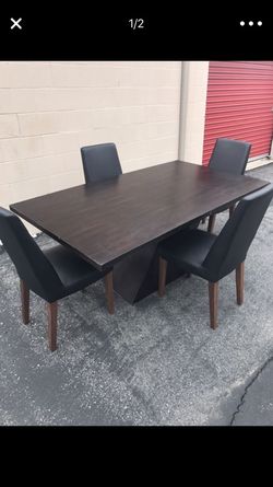 Modern dining room table