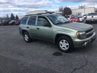 Mint 2004 Chevy trailblazer 4 wheel drive very clean
