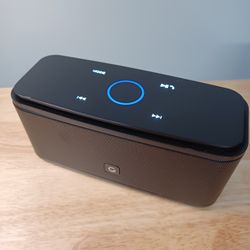 DOSS Bluetooth speaker 16 watts of power