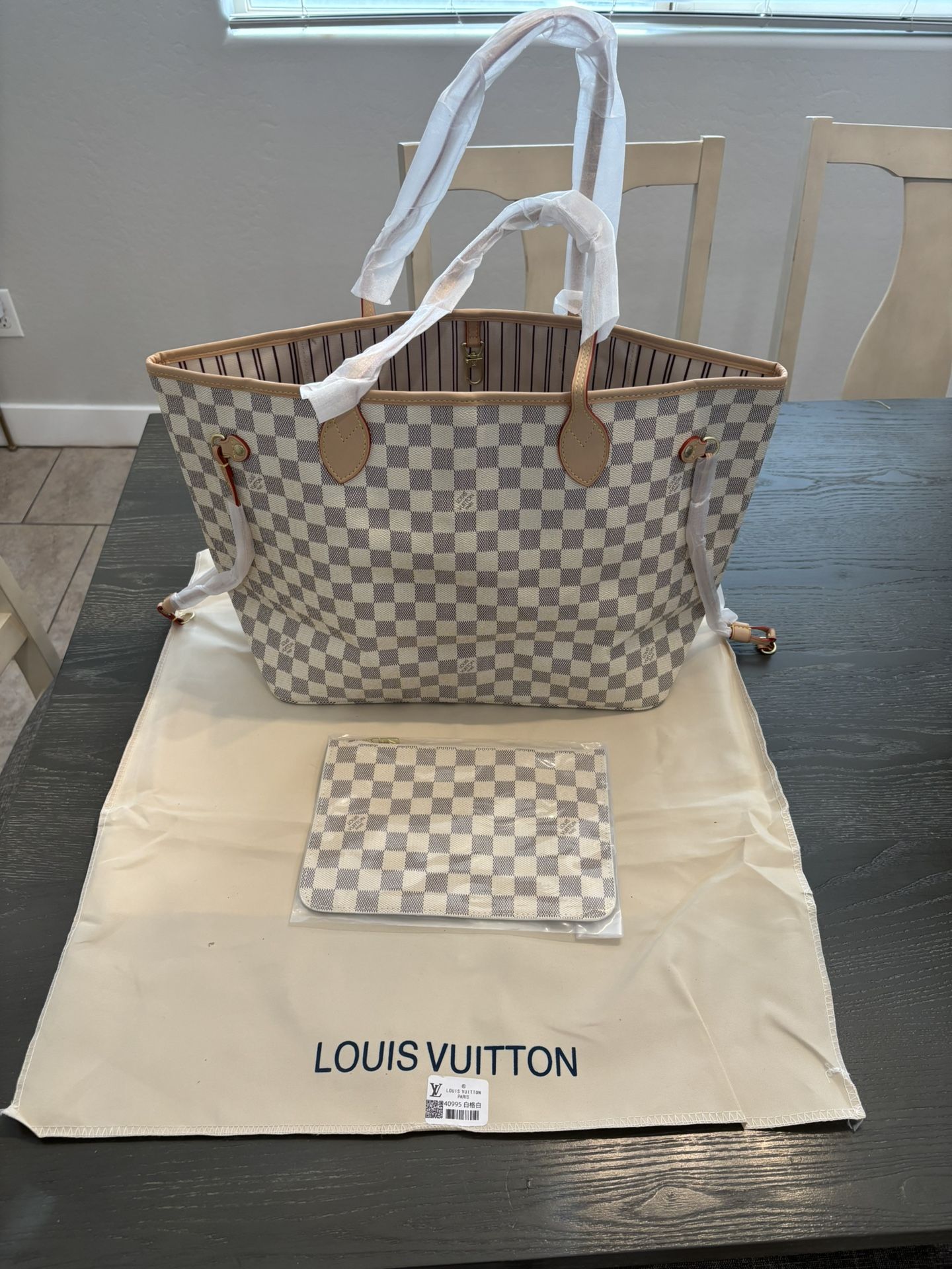 Louis Vuitton Never Full Bag 