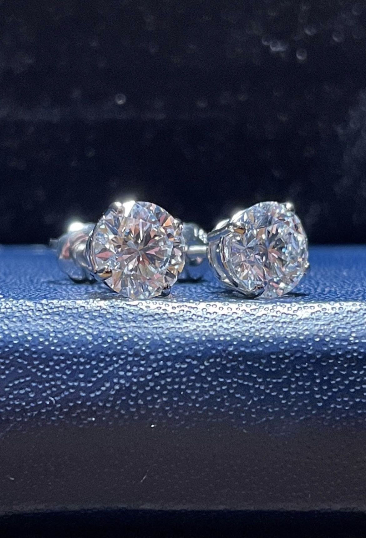 Diamond Earring Studs - 2.14ctw E VS1