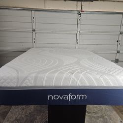 Queen Size Mattress, Good Conditions 👍, Combo Spring With Memory Foam Top , NovaForm Brand 