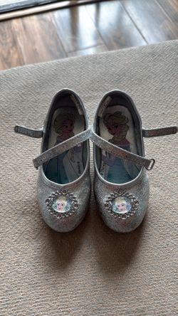 Toddler play high heels dress up