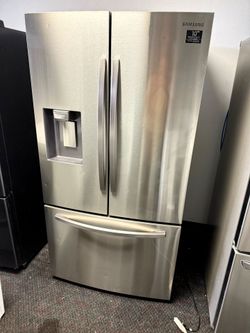 Samsung stainless steel French door refrigerator and bottom freezer
