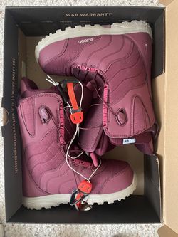 Burton 2017 women snowboard boots size 7