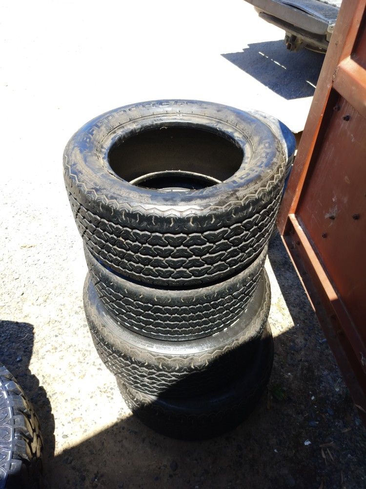 (2) 235/50R13 -(2) 265/50R15 Bf Goodrich T/A