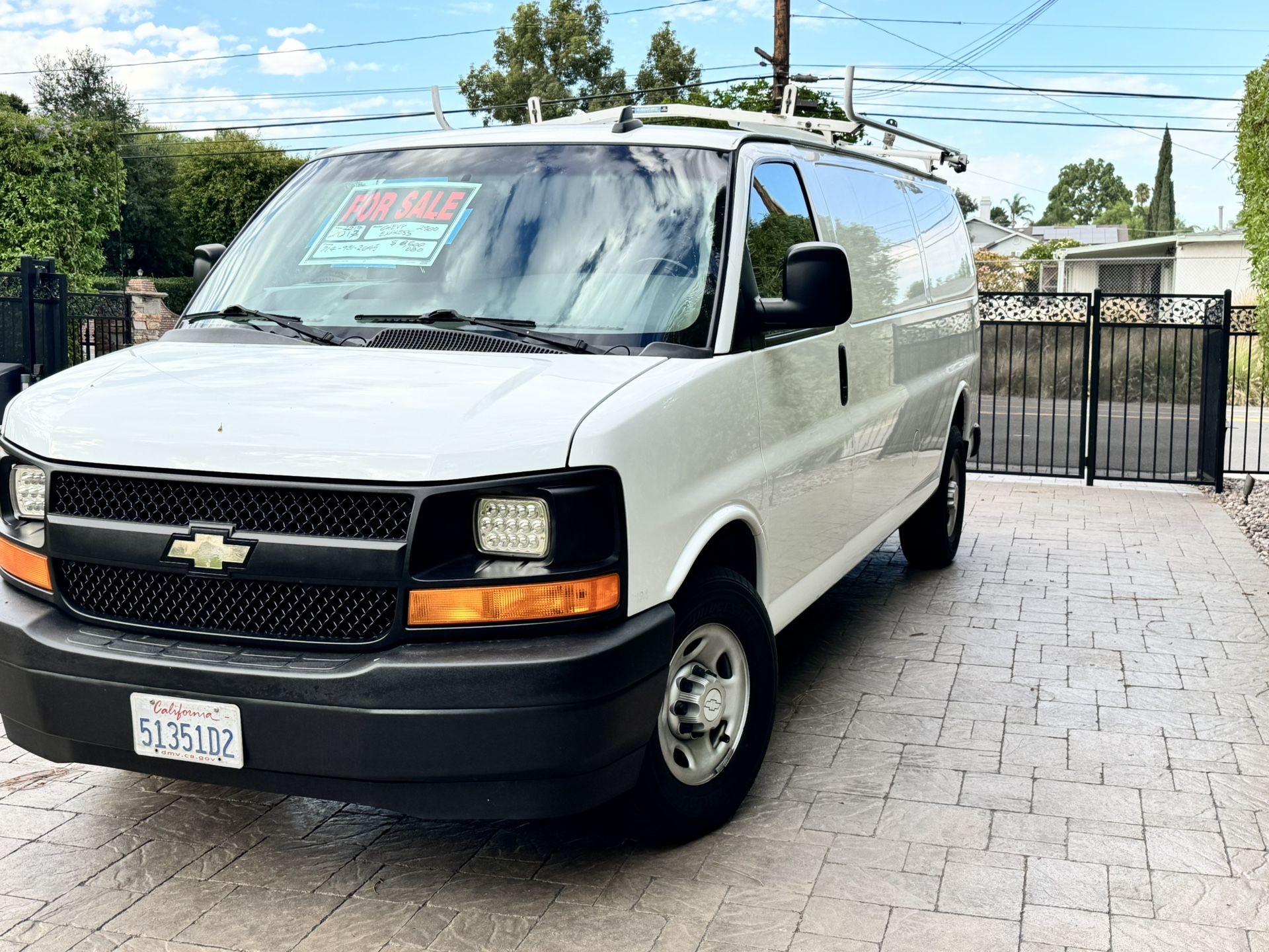 2017 Chevrolet Express 2500