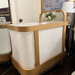 Cradlewise Smart Crib + Bassinet (Like New) Extra Sheets + Protector