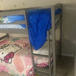 Wooden bunk Beds Plus 2 Twin Mattress 