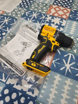 Dewalt DCD794B 20V MAX ATOMIC COMPACT SERIES Brushless 1/2 in. Drill Driver (Tool Only),  **PRICE FIRM**