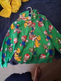 Super Mario sweater size 8