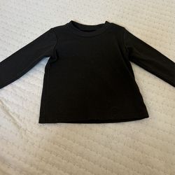 Black Pullover 