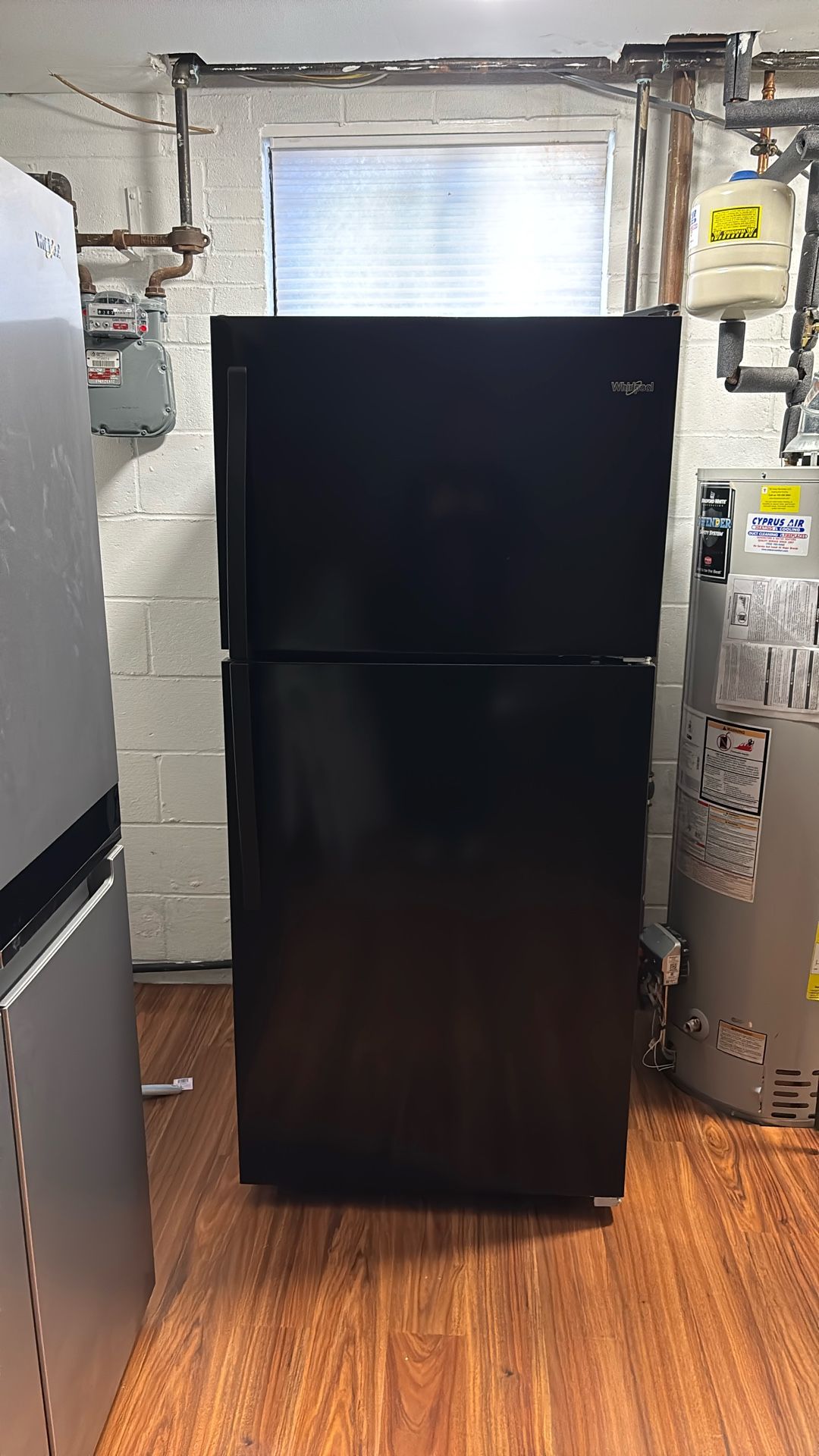 Whirlpool WRT518SZFM Refrigerator