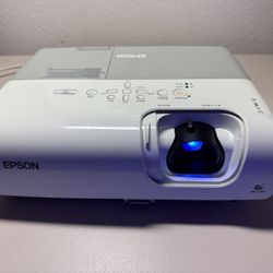 Working PowerLite S5 Projector 