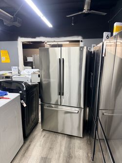 🔥 Samsung - 36 in. Wide Bespoke Al 30 cu. ft. 3-Door French Door Refrigerator with Zero Clearance Fit & In-Door Tall Water Dispenser - Stainless Stee