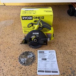 RYOBI ONE+ 18V Cordless 5 1/2 in. Circular Saw (Tool Only)