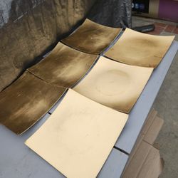 6  Wave Plastic Chargers