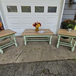 SET OF END / COFFEE TABLE 