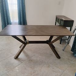 Table.with chairs