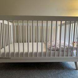 Delta Children Jordan 4-in-1 Convertible Crib